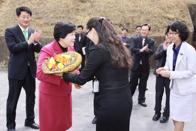 여성부 변도윤 장관님 방문 섬네일 파일
